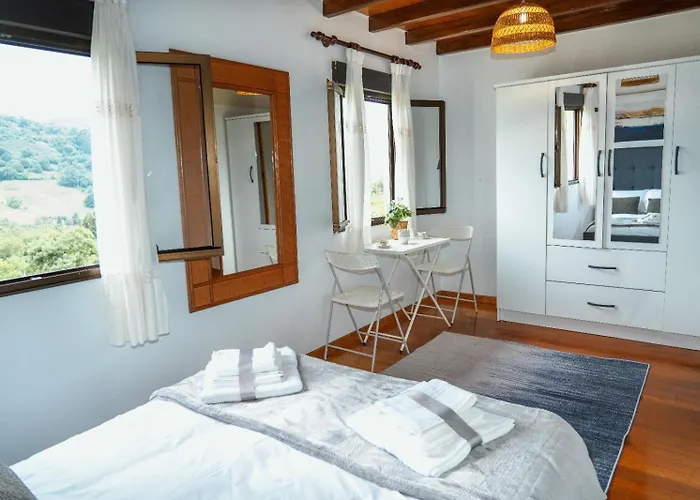 Casa Abuela Toni Holiday home Oviedo